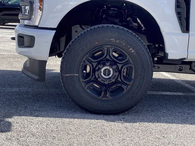 2026 Oxford White Ford Super Duty F-350 SRW XL 4X4 Truck
