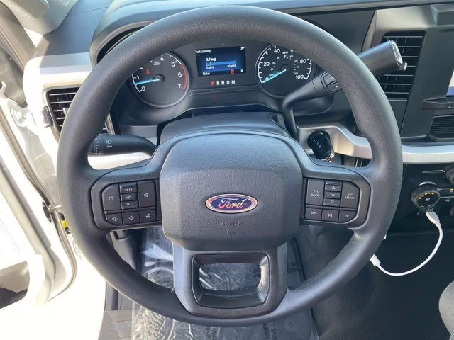 2026 Oxford White Ford Super Duty F-350 SRW XL 4X4 Truck