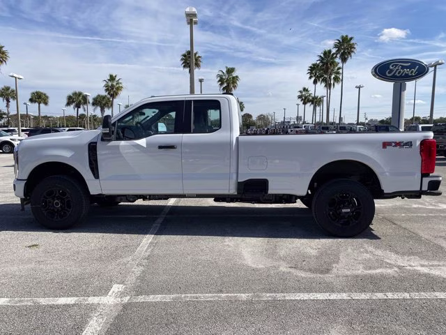 2026 Oxford White Ford Super Duty F-350 SRW XL 4X4 Truck