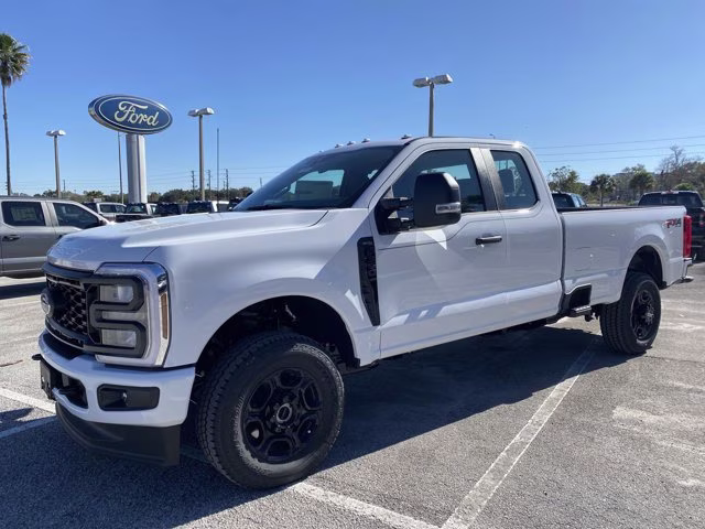 2026 Oxford White Ford Super Duty F-350 SRW XL 4X4 Truck