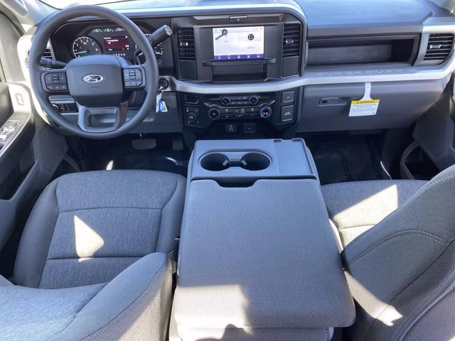 2026 Oxford White Ford Super Duty F-350 SRW XL 4X4 Truck