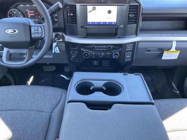 2026 Oxford White Ford Super Duty F-350 SRW XL 4X4 Truck