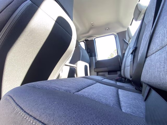2026 Oxford White Ford Super Duty F-350 SRW XL 4X4 Truck