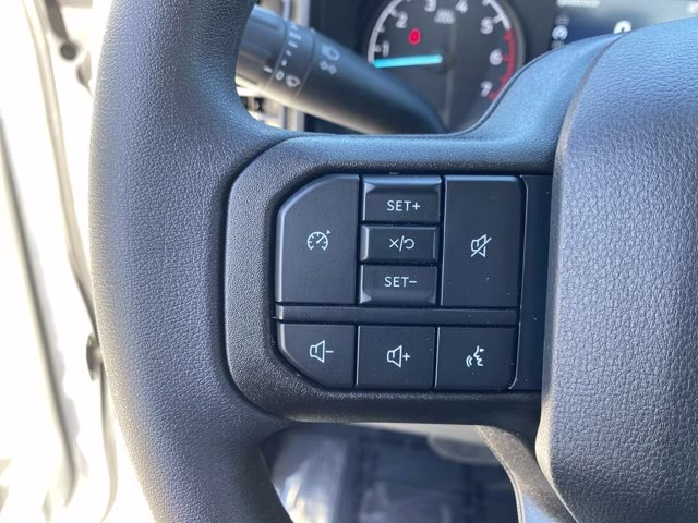 2026 Oxford White Ford Super Duty F-350 SRW XL 4X4 Truck
