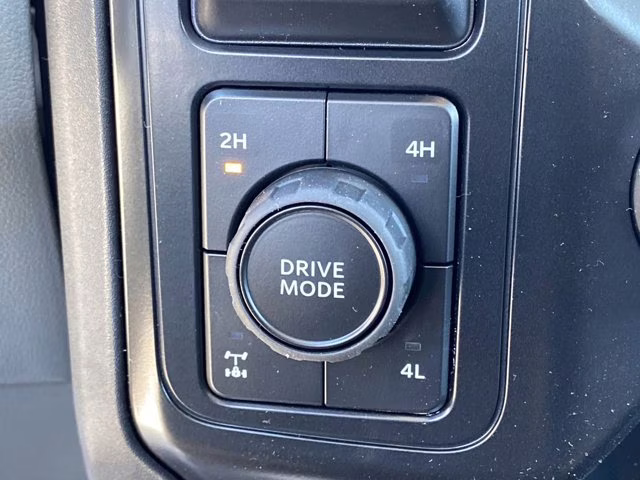 2026 Oxford White Ford Super Duty F-350 SRW XL 4X4 Truck