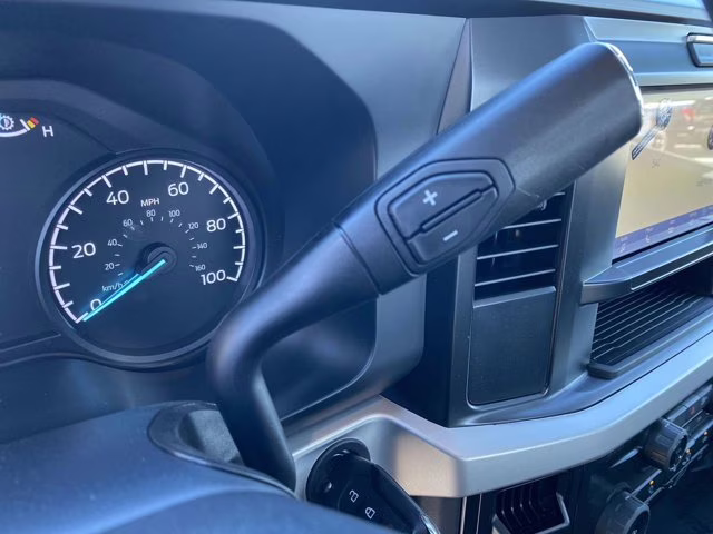 2026 Oxford White Ford Super Duty F-350 SRW XL 4X4 Truck