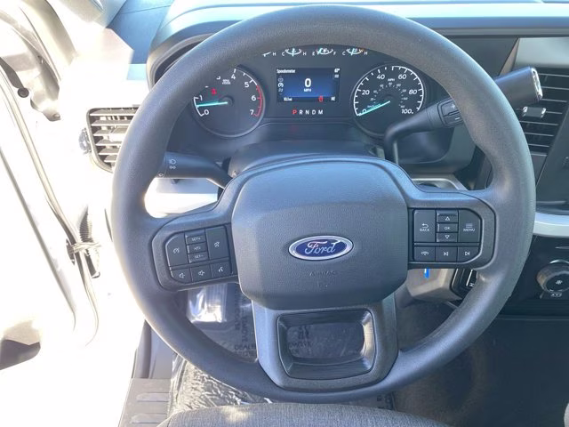 2026 Oxford White Ford Super Duty F-350 SRW XL 4X4 Truck
