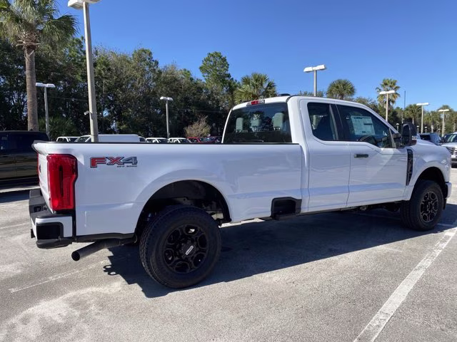 2026 Oxford White Ford Super Duty F-350 SRW XL 4X4 Truck