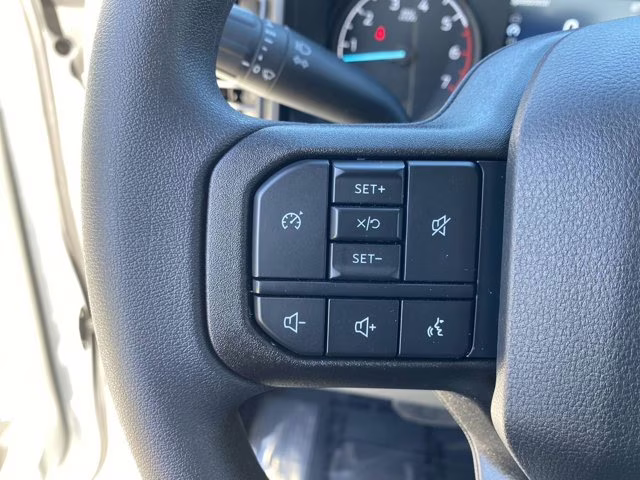 2026 Oxford White Ford Super Duty F-350 SRW XL 4X4 Truck