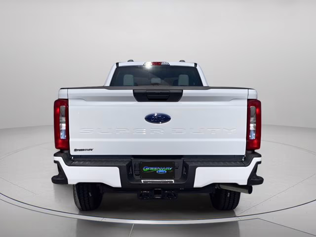 2026 Oxford White Ford Super Duty F-350 SRW XL 4X4 Truck