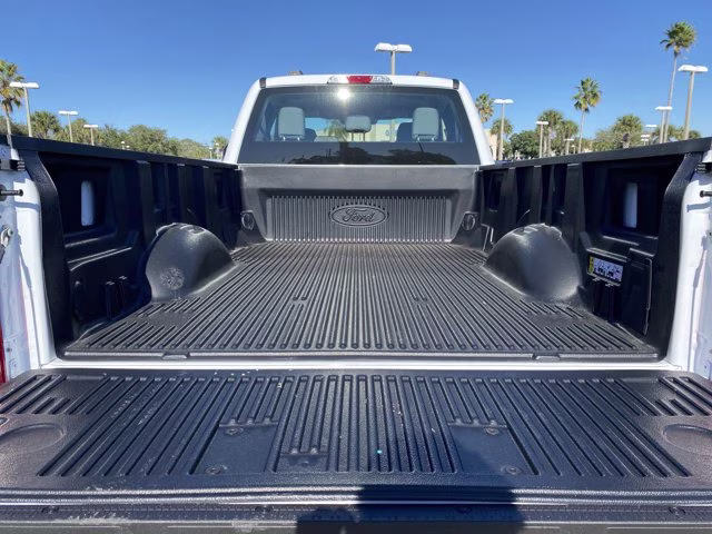 2026 Oxford White Ford Super Duty F-350 SRW XL 4X4 Truck