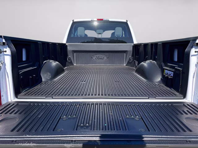 2026 Oxford White Ford Super Duty F-350 SRW XL 4X4 Truck