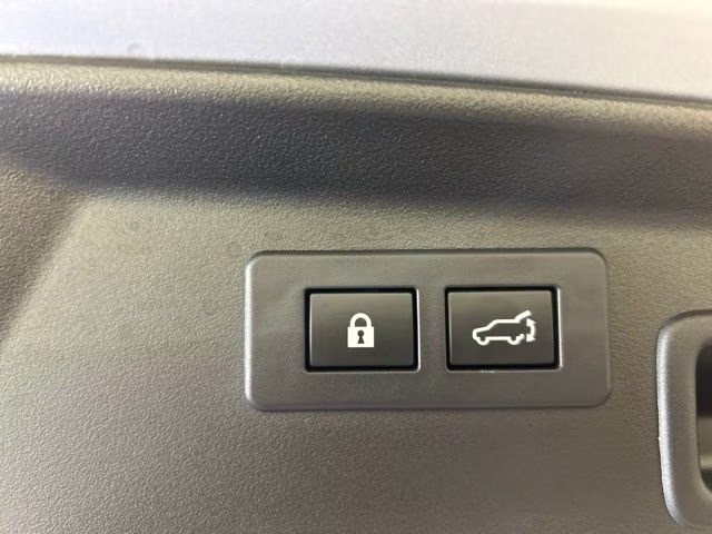 2026 Ice Silver Metallic Subaru Outback Premium AWD SUV