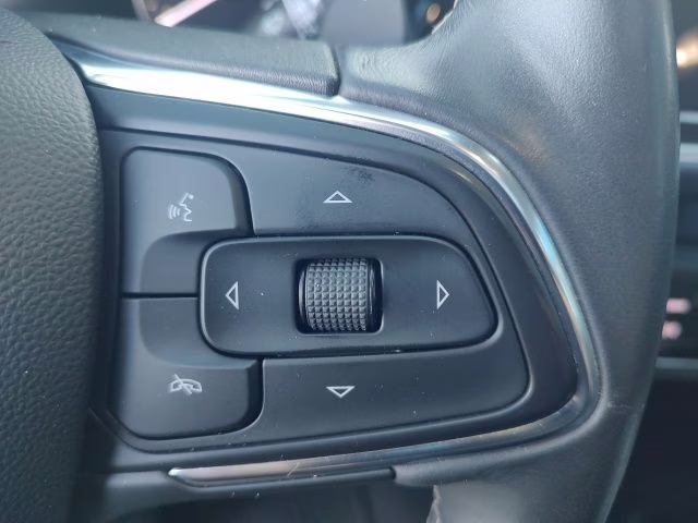 2021 Summit White Buick Envision Essence AWD SUV