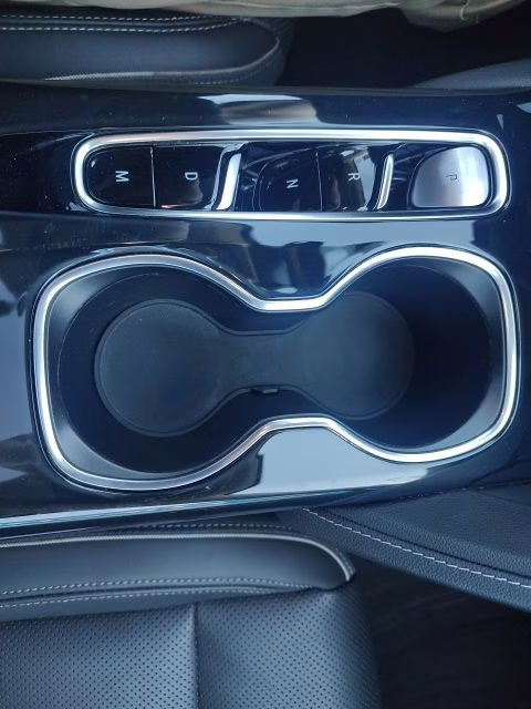 2021 Summit White Buick Envision Essence AWD SUV