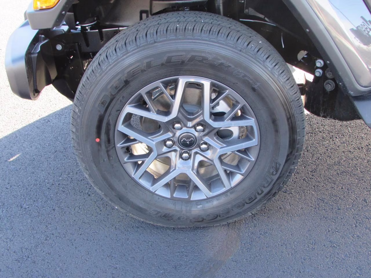 2026 Granite Crystal Metallic Clearcoat Jeep Wrangler Sahara 4X4 SUV