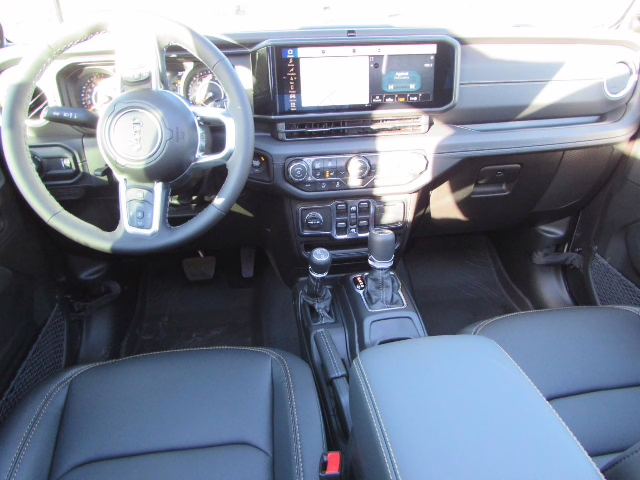 2026 Granite Crystal Metallic Clearcoat Jeep Wrangler Sahara 4X4 SUV