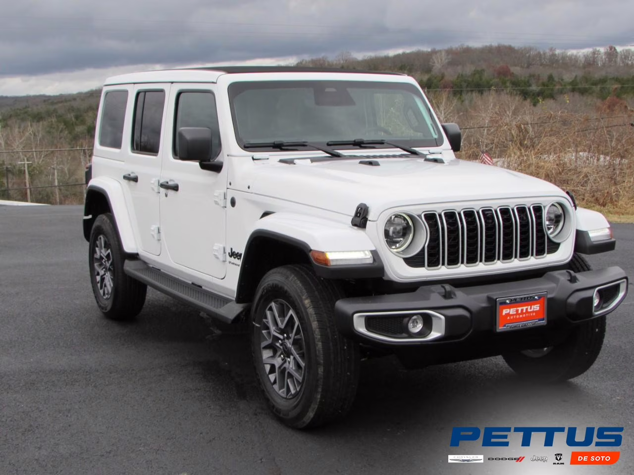 2026 Bright White Clearcoat Jeep Wrangler Sahara 4X4 SUV