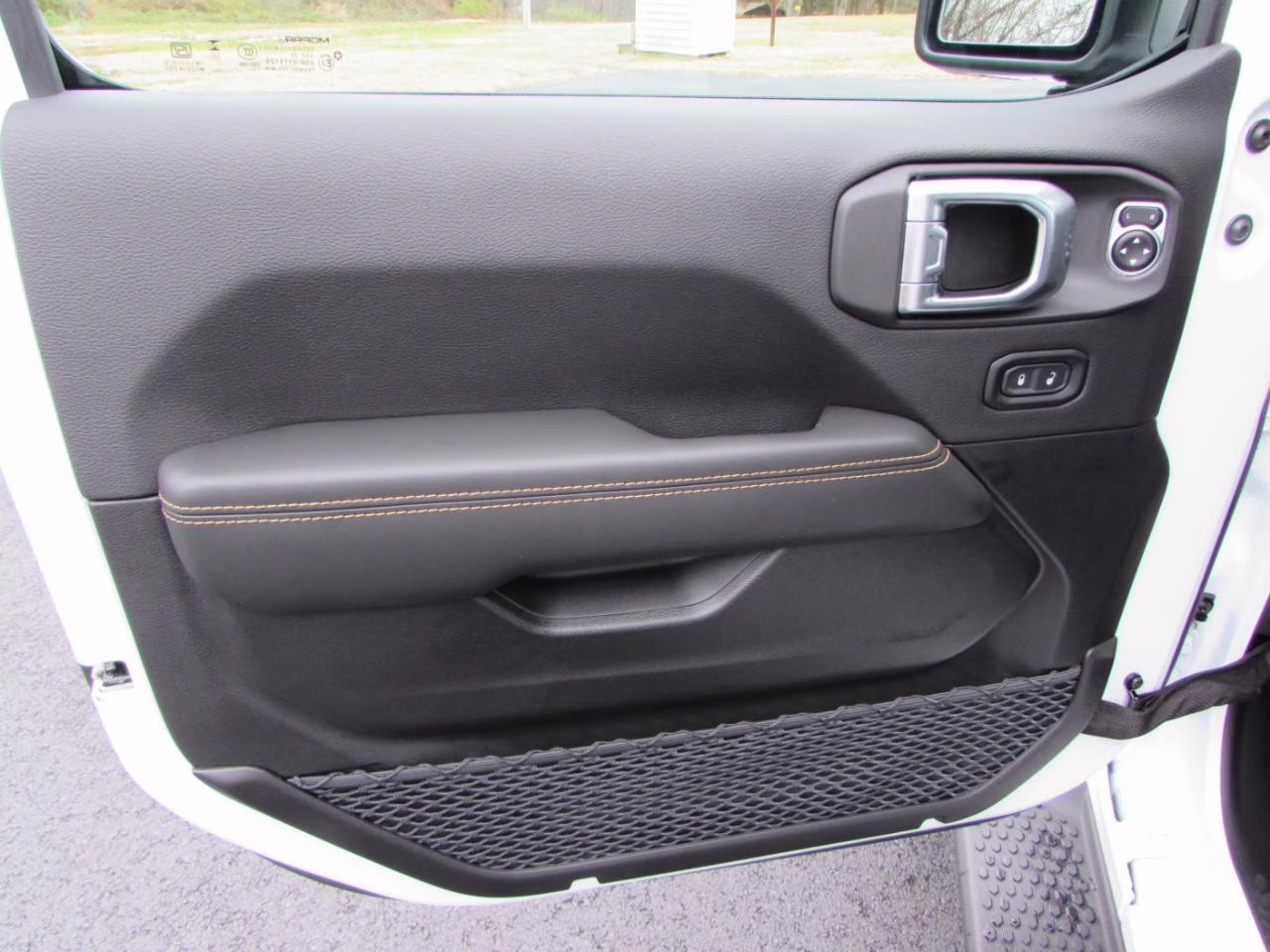 2026 Bright White Clearcoat Jeep Wrangler Sahara 4X4 SUV