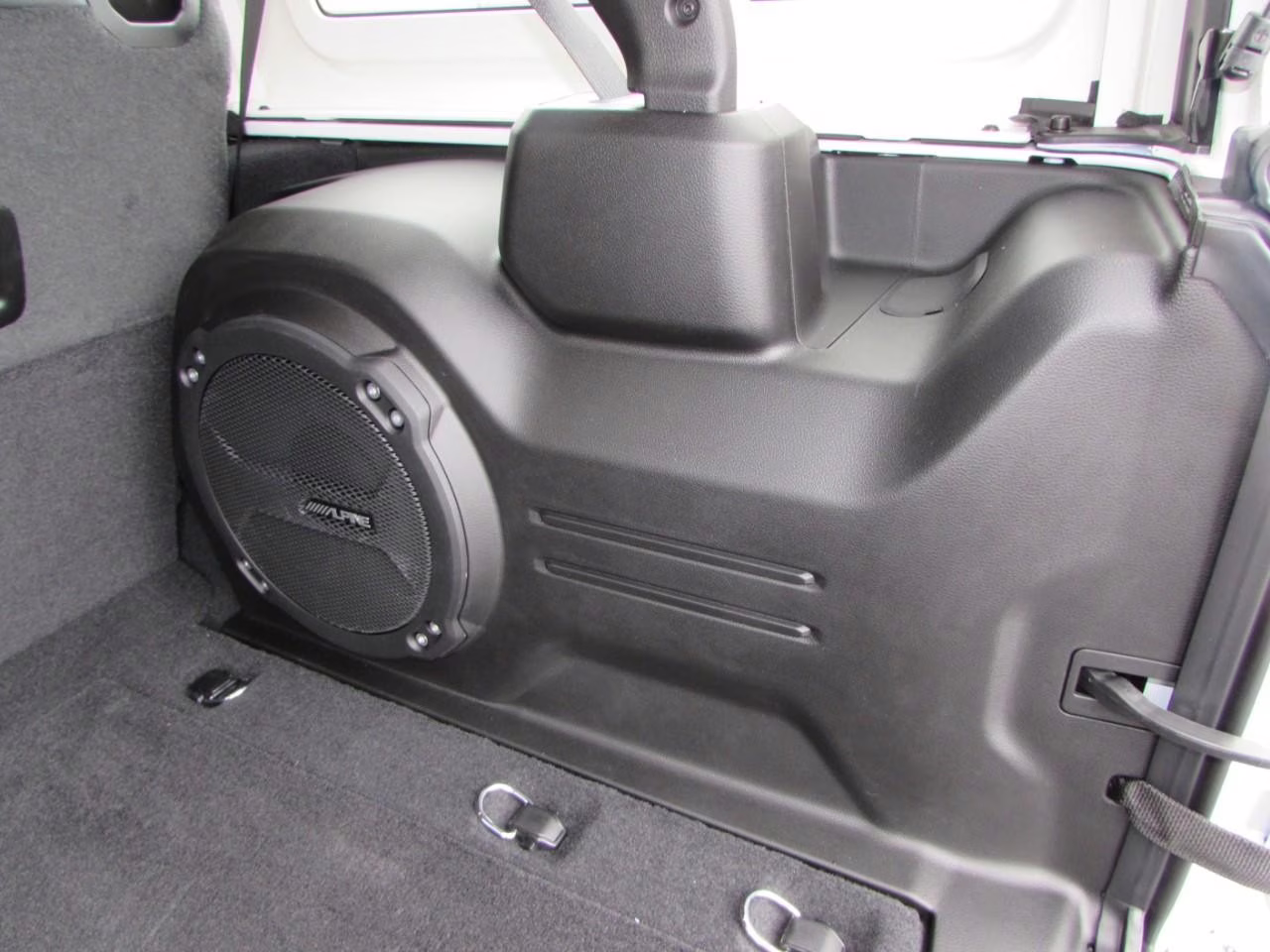 2026 Bright White Clearcoat Jeep Wrangler Sahara 4X4 SUV