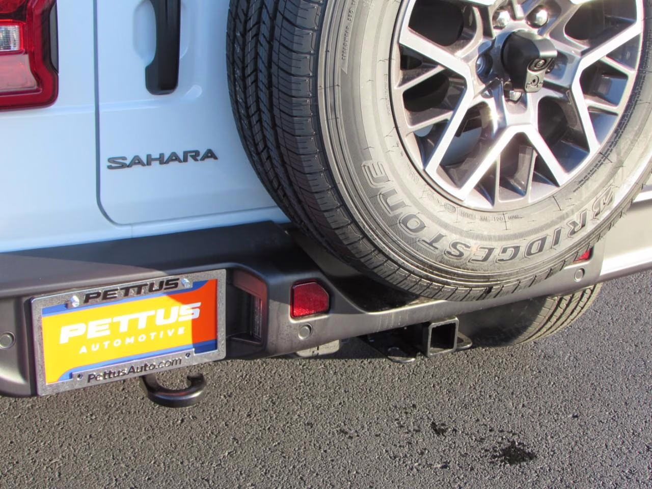 2026 Bright White Clearcoat Jeep Wrangler Sahara 4X4 SUV