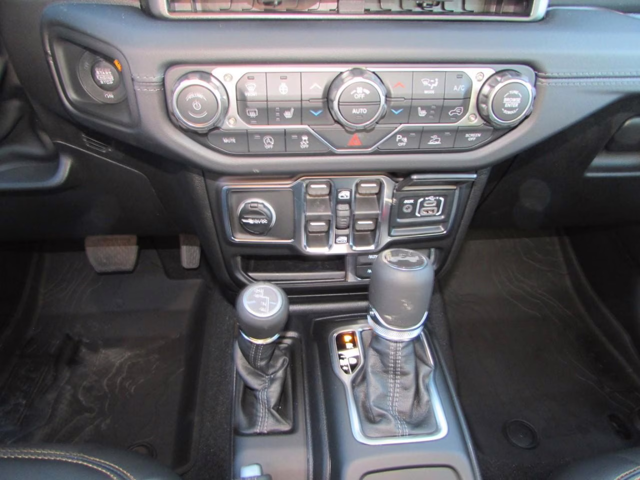 2026 Bright White Clearcoat Jeep Wrangler Sahara 4X4 SUV