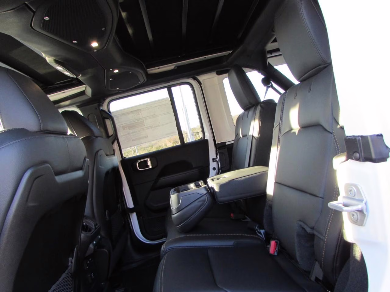 2026 Bright White Clearcoat Jeep Wrangler Sahara 4X4 SUV