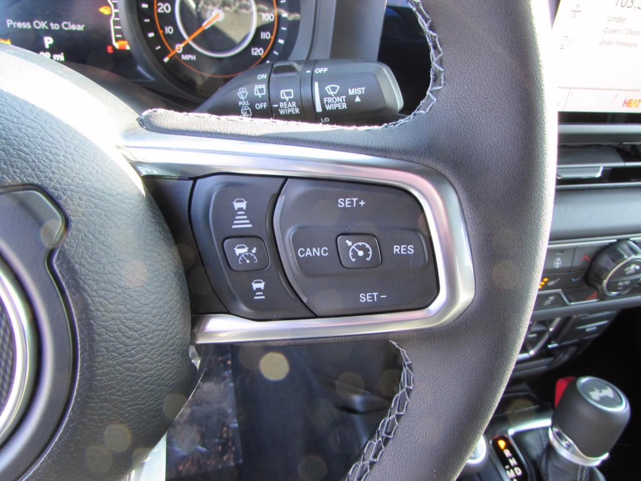 2026 Bright White Clearcoat Jeep Wrangler Sahara 4X4 SUV