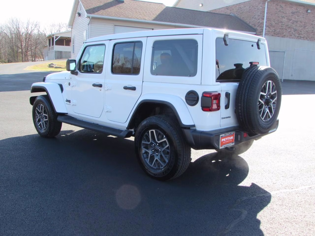 2026 Bright White Clearcoat Jeep Wrangler Sahara 4X4 SUV