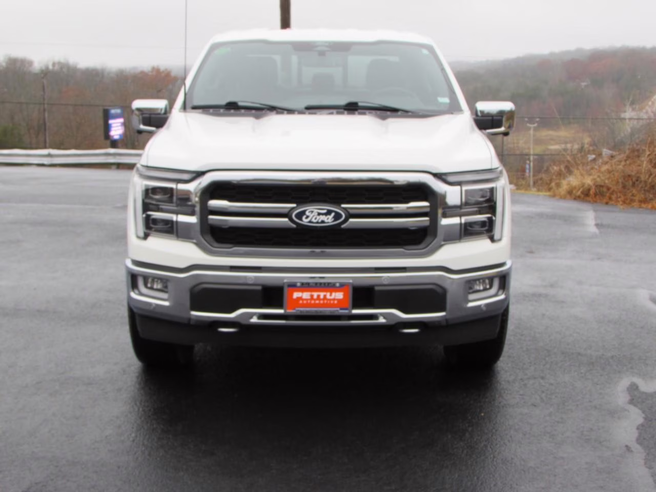 2024 Star White Metallic Tri-Coat Ford F-150 LARIAT 4X4 Truck