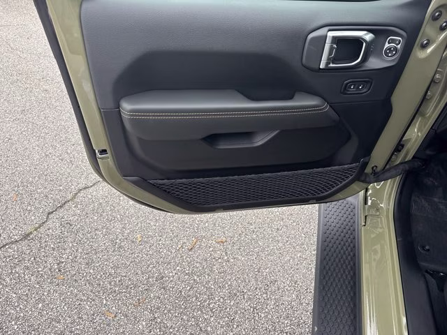 2026 41 Jeep Wrangler Sahara 4X4 Convertible