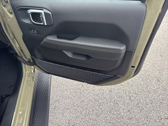 2026 41 Jeep Wrangler Sahara 4X4 Convertible