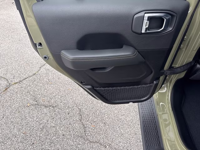 2026 41 Jeep Wrangler Sahara 4X4 Convertible