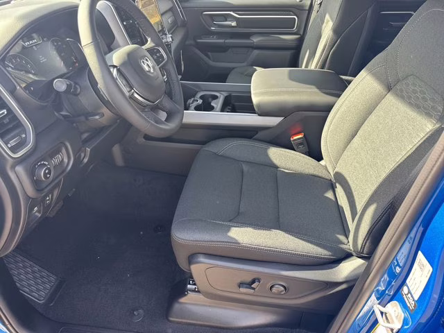 2026 Hydro Blue Pearlcoat Ram 1500 Big Horn 4X4 Truck