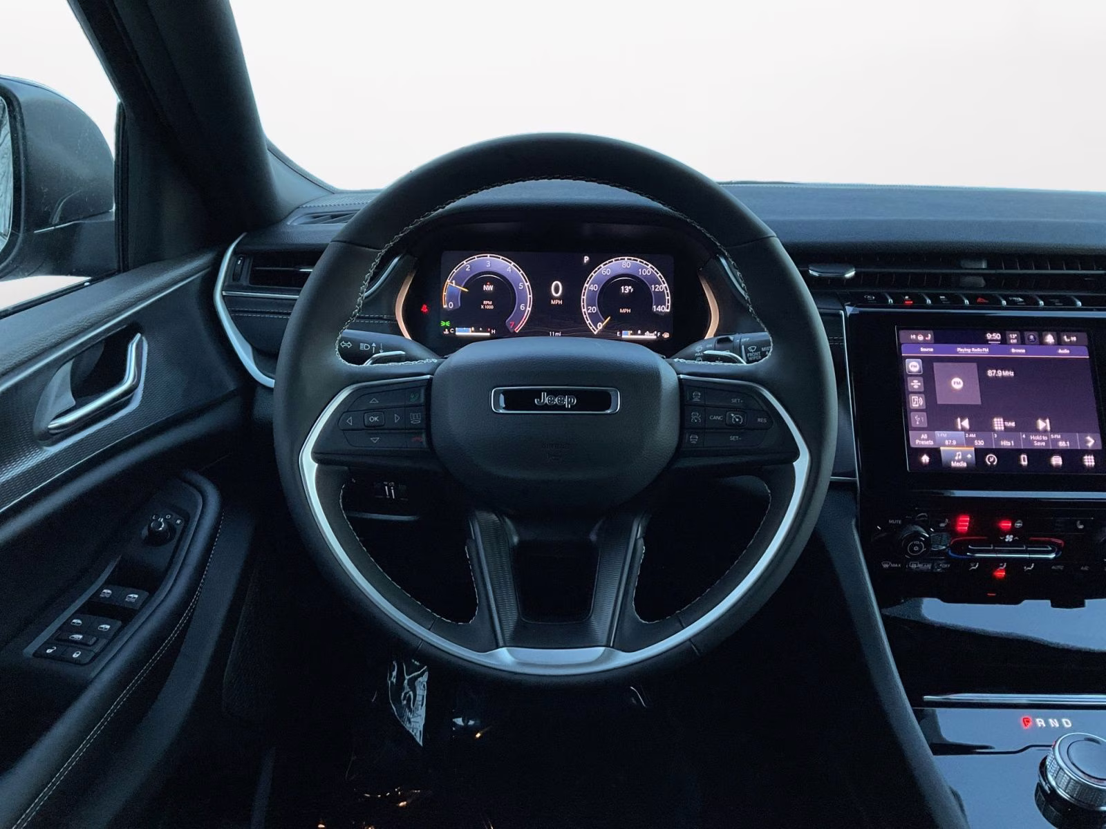 2025 Baltic Gray Metallic Clearcoat Jeep Grand Cherokee Laredo X 4X4 SUV