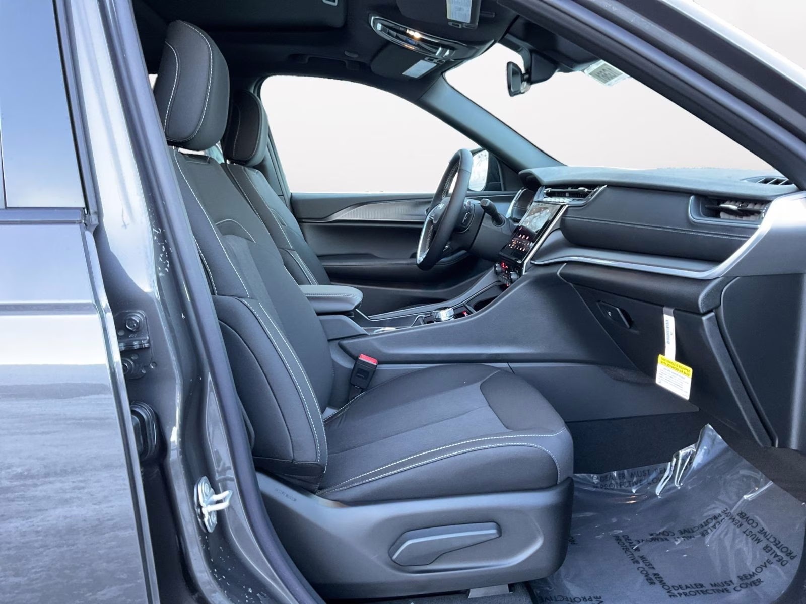 2025 Baltic Gray Metallic Clearcoat Jeep Grand Cherokee Laredo X 4X4 SUV