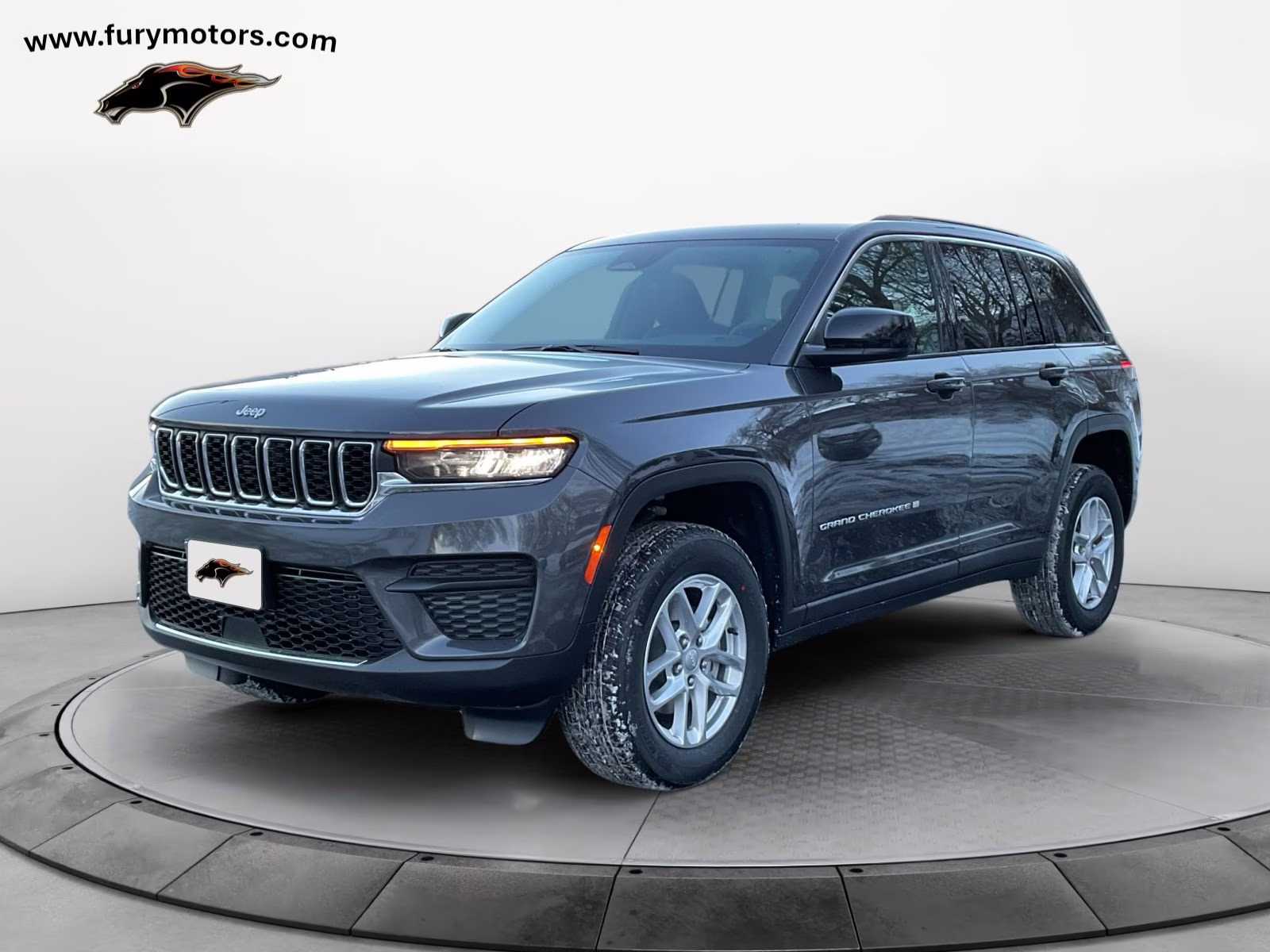 2025 Baltic Gray Metallic Clearcoat Jeep Grand Cherokee Laredo X 4X4 SUV