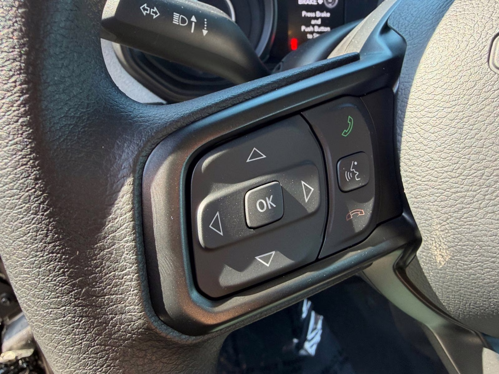 2026 Granite Crystal Metallic Clearcoat Jeep Gladiator Sport 4X4 Truck