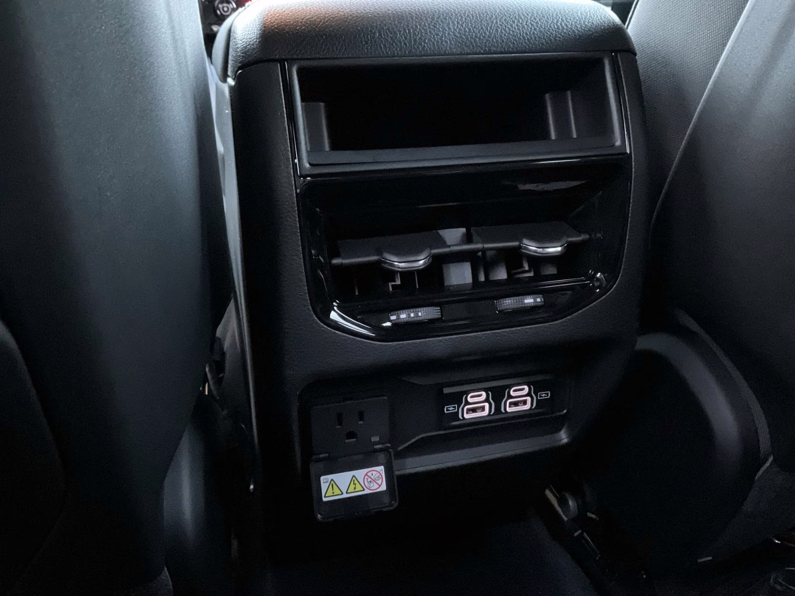 2025 Baltic Gray Metallic Clearcoat Jeep Grand Cherokee Laredo X 4X4 SUV