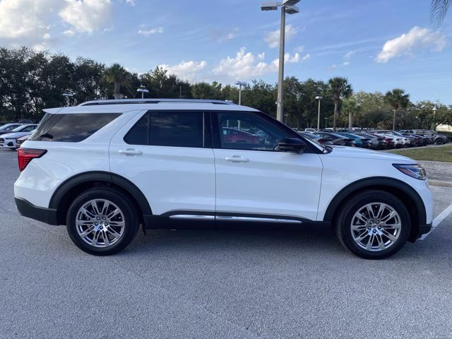 2026 Star White Metallic Tri-Coat Ford Explorer Platinum RWD SUV