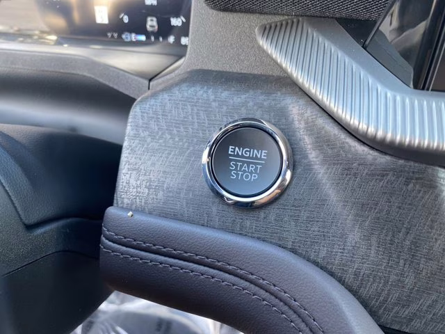 2026 Star White Metallic Tri-Coat Ford Explorer Platinum RWD SUV