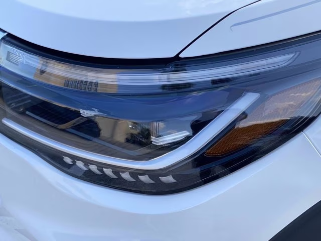 2026 Star White Metallic Tri-Coat Ford Explorer Platinum RWD SUV