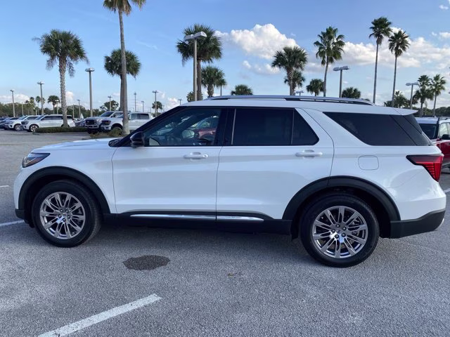 2026 Star White Metallic Tri-Coat Ford Explorer Platinum RWD SUV