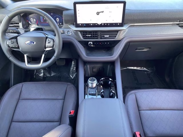 2026 Star White Metallic Tri-Coat Ford Explorer Platinum RWD SUV