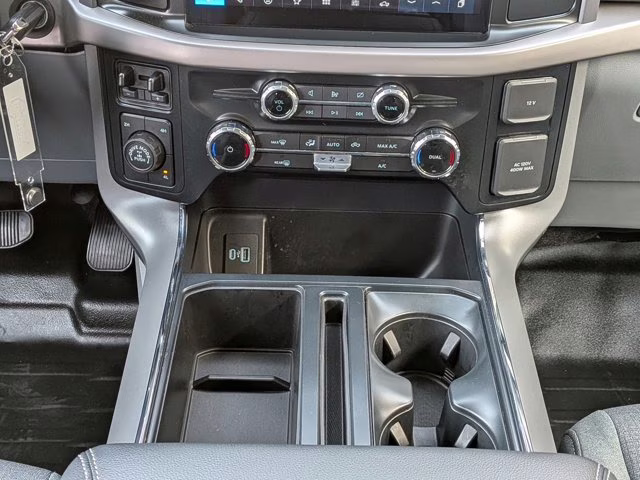2024 Black Metallic Ford F-150 XLT 4X4 Truck