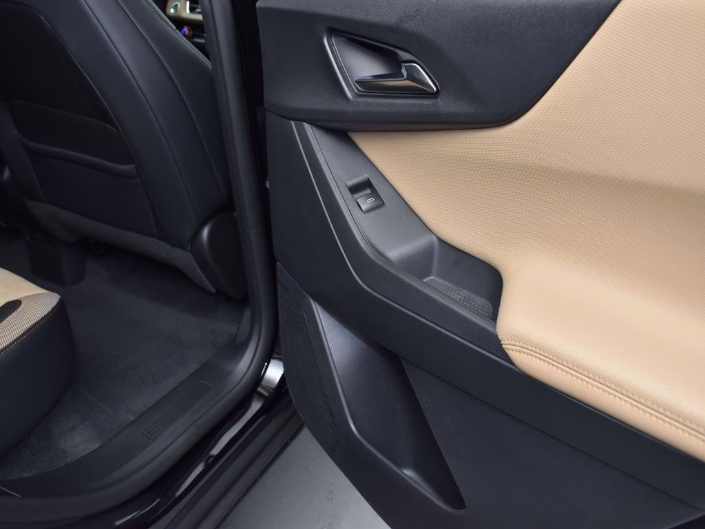 2026 Black Metallic Chevrolet Equinox ACTIV AWD SUV