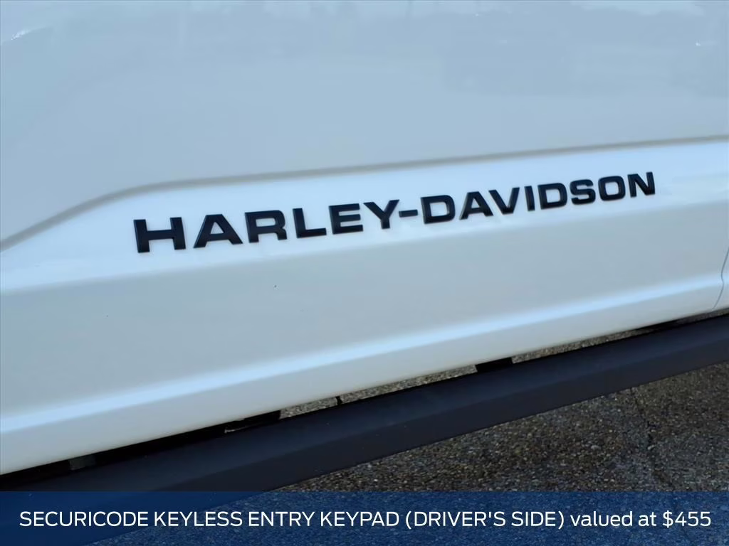 2026 Oxford White Ford Super Duty F-250 SRW Harley Davidson 4X4 Truck
