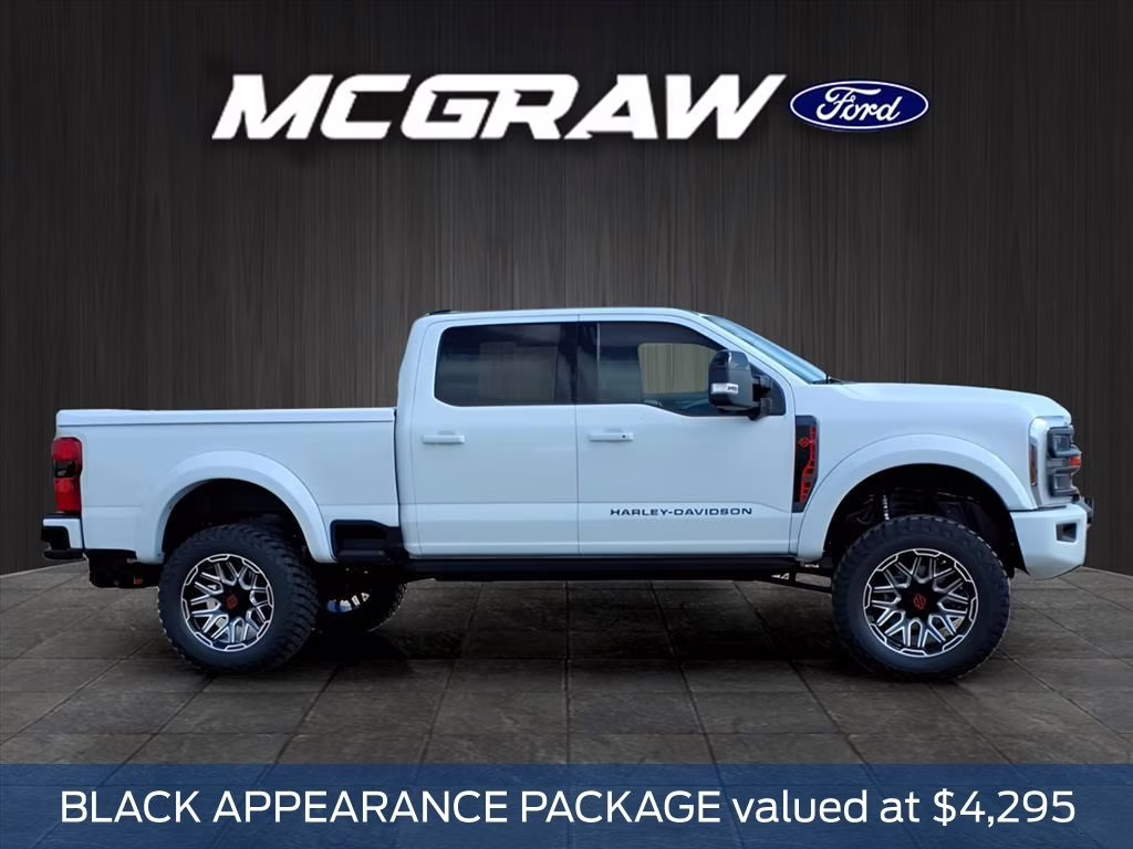 2026 Oxford White Ford Super Duty F-250 SRW Harley Davidson 4X4 Truck
