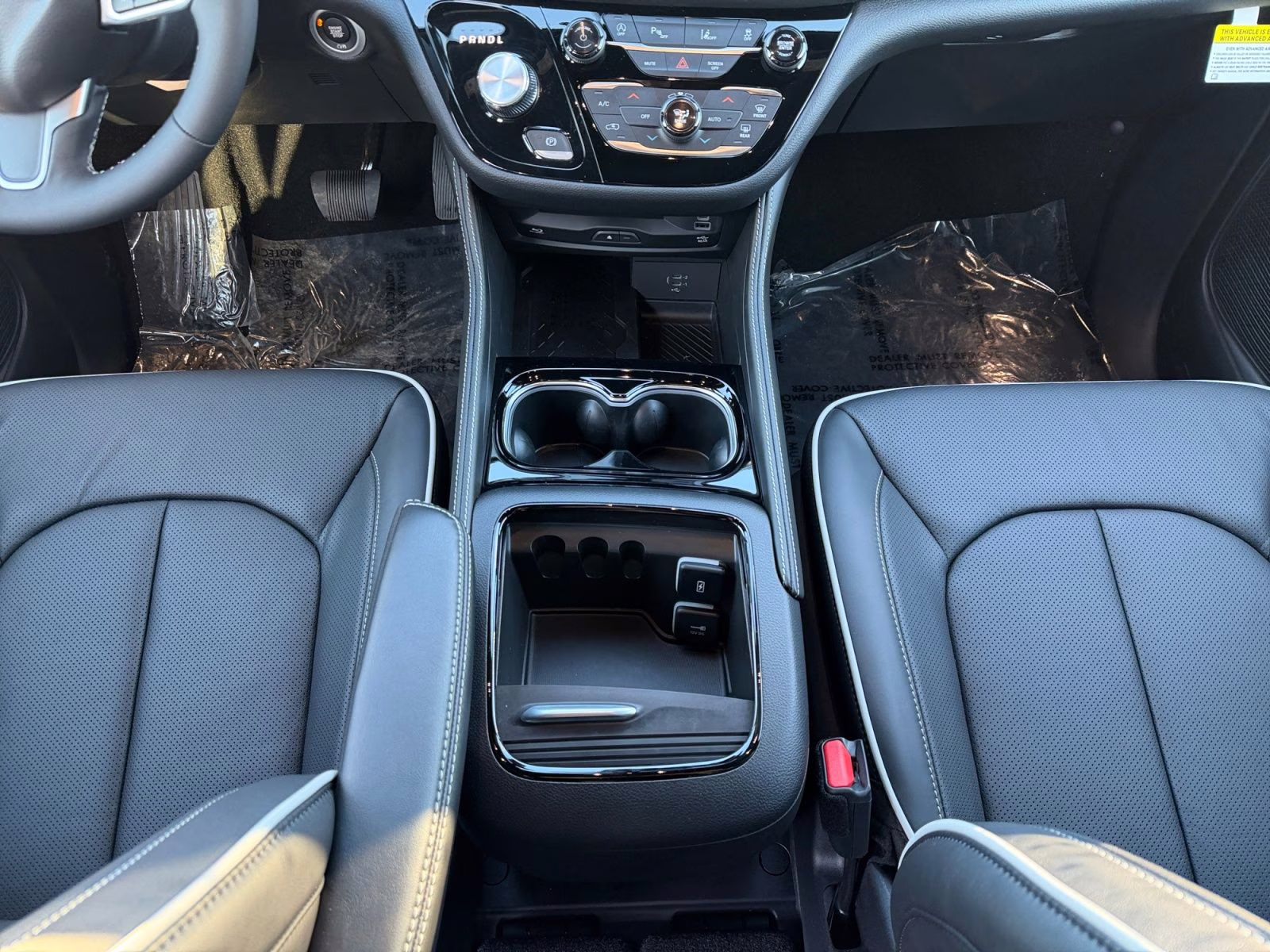 2026 Diamond Black Crystal Pearlcoat Chrysler Pacifica Limited AWD Van