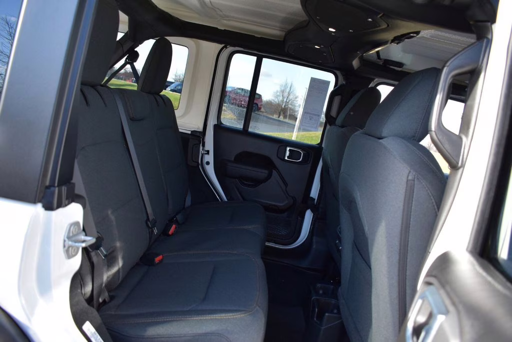 2026 Bright White Clearcoat Jeep Wrangler Willys 4X4 SUV